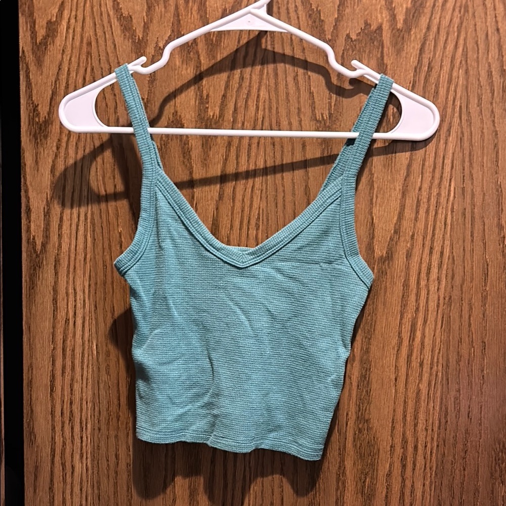 American Eagle Outfitters Green Fitted Crop Camisole